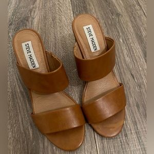 Steve Madden Tan Sandals